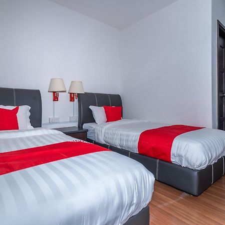 Eagle Wood Garden Hotel Membakut Kültér fotó